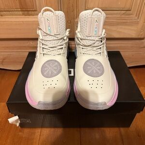 Li Ning Way Of Wade (WOW 7) *Cotton Candy* Size 10 **Worn Once**